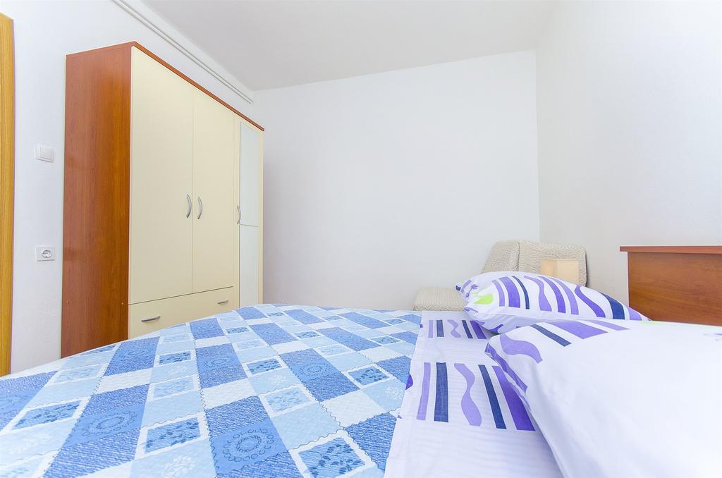 Apartment Marijana Трогир Екстериор снимка