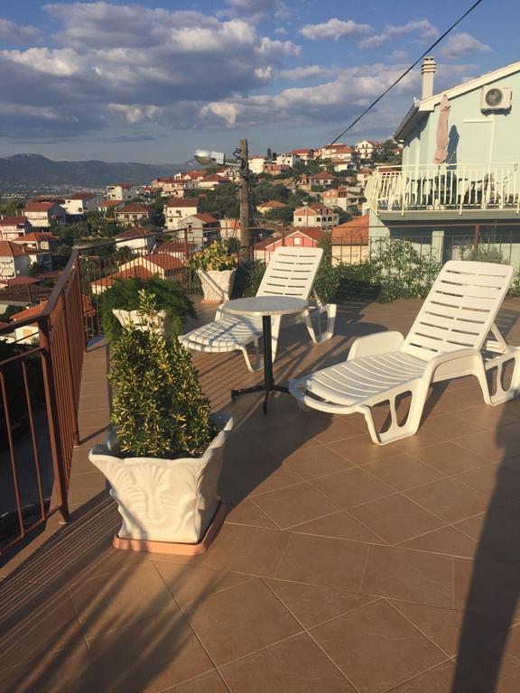 Apartment Marijana Трогир Екстериор снимка